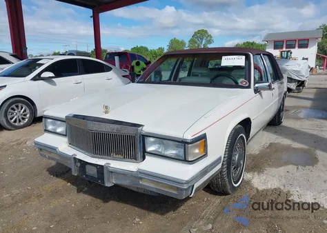 1988 Cadillac Deville из США, поврежденный, VIN 1G6CD5154J4297778